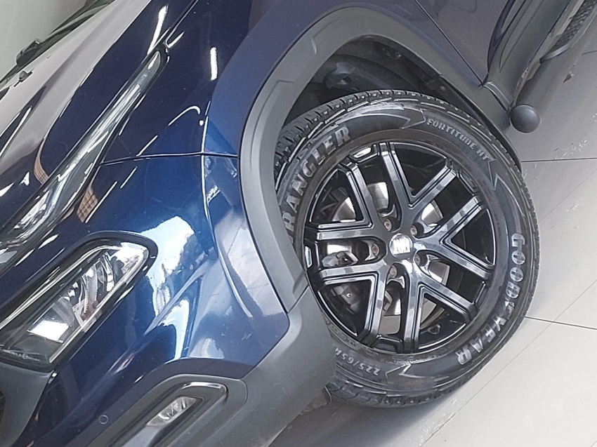 fiat toro 2.0 16v turbo diesel ultra 4wd at9 4p automatico 202223