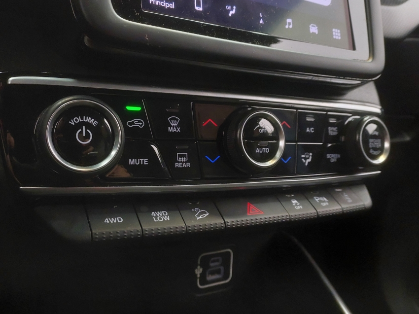 fiat toro 2.0 16v turbo diesel ultra 4wd at9 4p automatico 20229