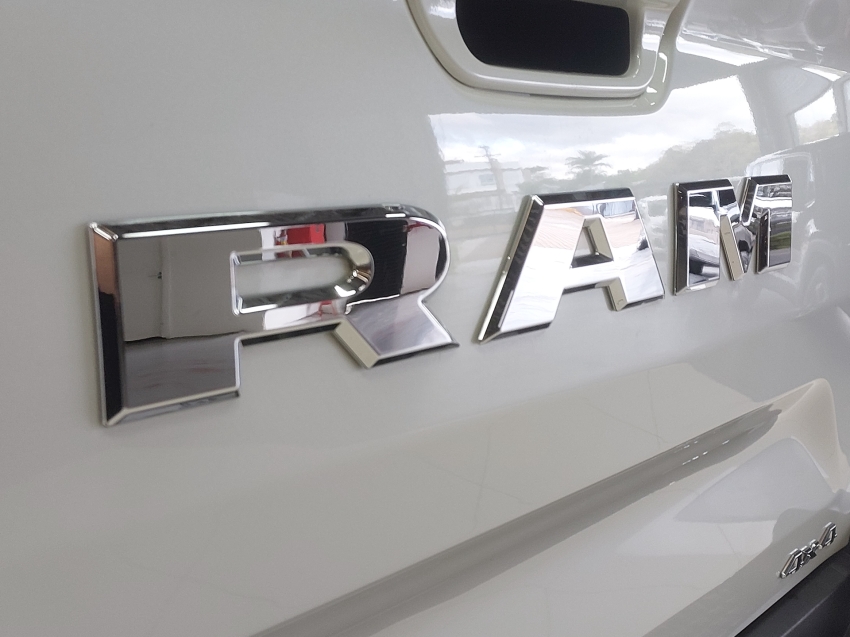 ram rampage 2.2 turbo diesel big horn 4x4 automatico 4p 202523