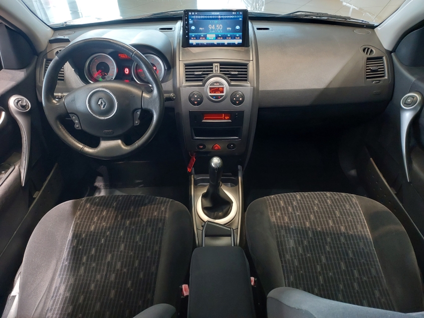 renault megane 1.6 dynamique grand tour 16v flex 4p manual 20137