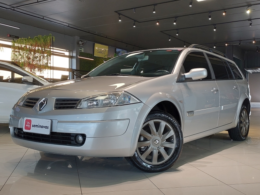 renault megane 1.6 dynamique grand tour 16v flex 4p manual 2013