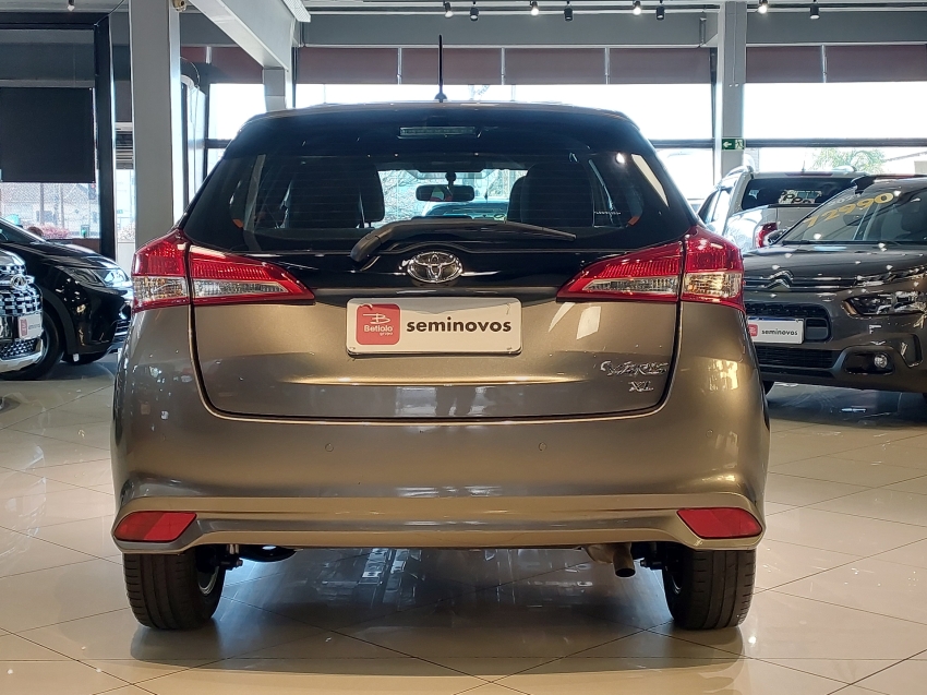 toyota yaris 1.3 16v flex xl plus tech multidrive 4p automatico 20204