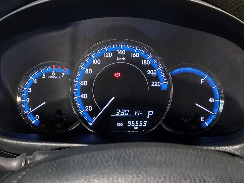 toyota yaris 1.3 16v flex xl plus tech multidrive 4p automatico 202013