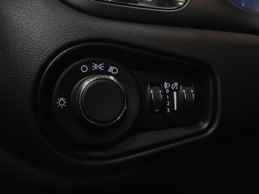jeep renegade 1.3 t270 turbo flex longitude at6 4p automatico 202520