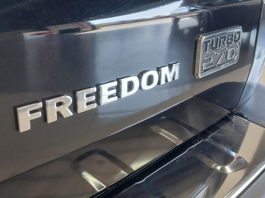 fiat toro 1.3 turbo 270 flex freedom at6 4p automatico 202520