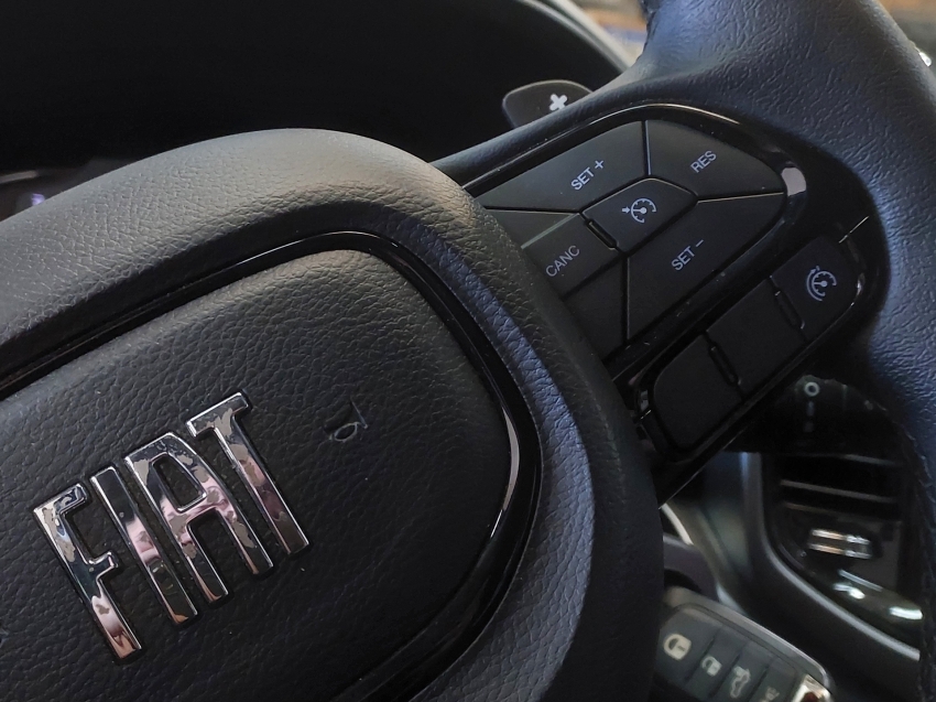 fiat toro 1.3 turbo 270 flex freedom at6 4p automatico 202517
