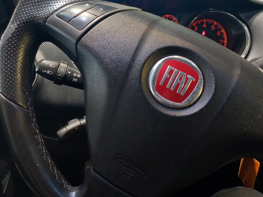 fiat bravo 1.8 essence 16v flex 4p automatizado semiautomatico 201115