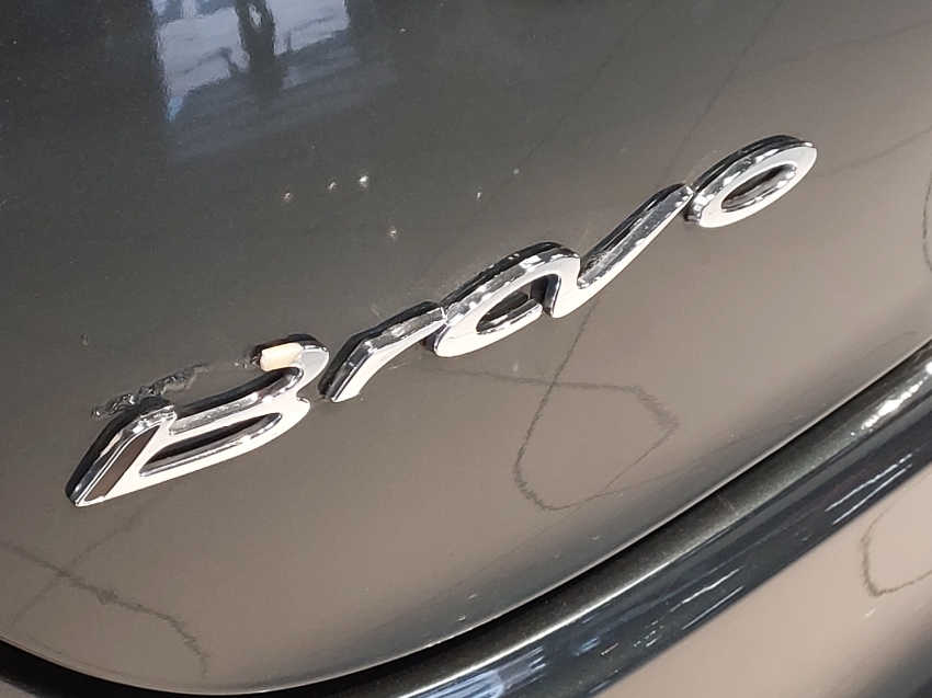 fiat bravo 1.8 essence 16v flex 4p automatizado semiautomatico 201120