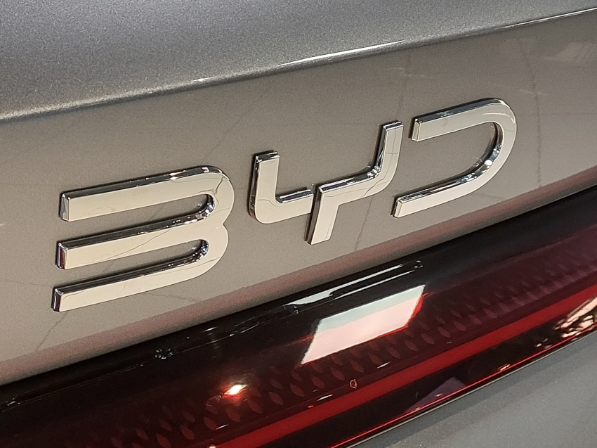 byd song plus 1.5 dm-i turbo hibrido automatico 4p 202720