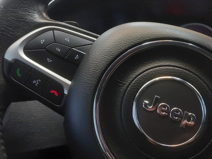 jeep compass 2.0 16v flex longitude automatico 4p 201817