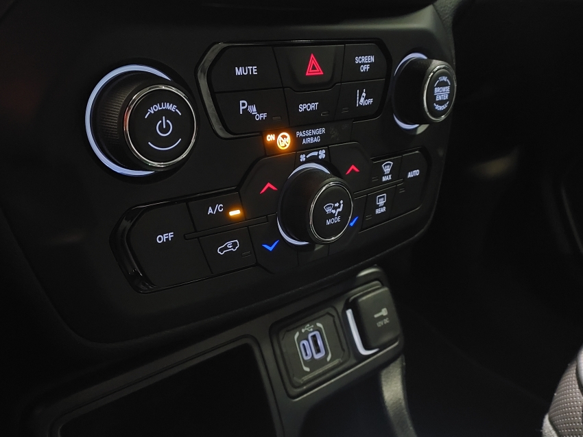 jeep renegade 1.3 t270 turbo flex longitude at6 4p automatico 202211