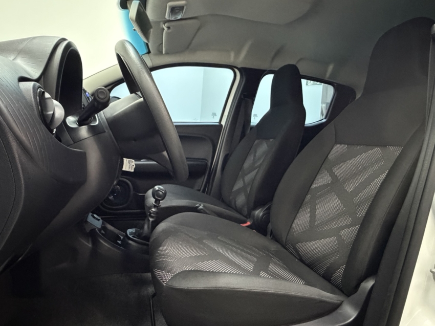 fiat mobi 1.0 evo flex like. manual 4p 20247