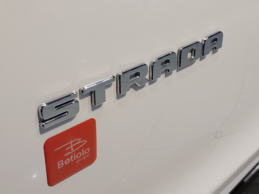fiat strada 1.4 fire flex endurance cs manual 2p 202213