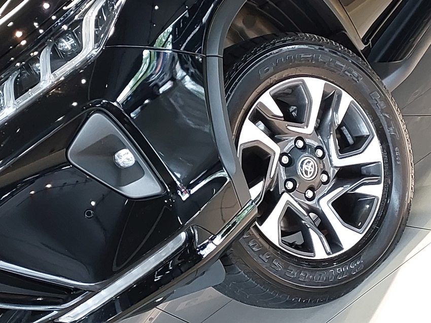 toyota hilux sw4 2.8 d-4d turbo diesel diamond 7l 4x4 automatico 4p 202426