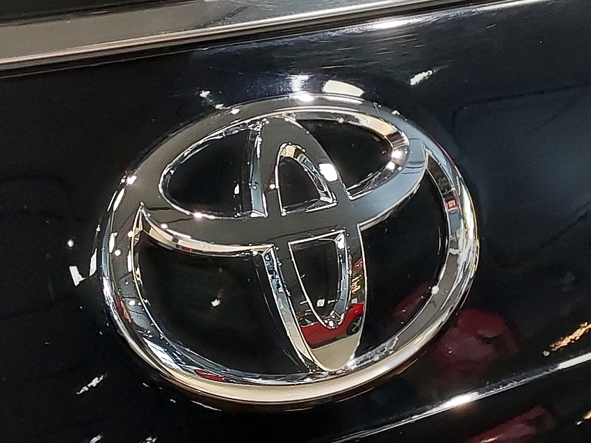 toyota hilux sw4 2.8 d-4d turbo diesel diamond 7l 4x4 automatico 4p 202424