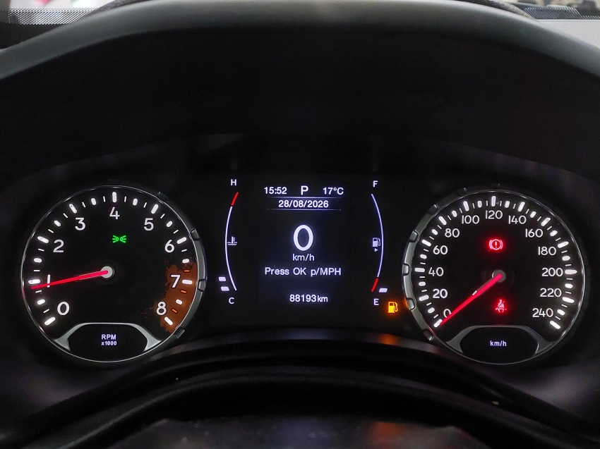 jeep renegade 1.8 16v flex longitude 4p automatico 202010