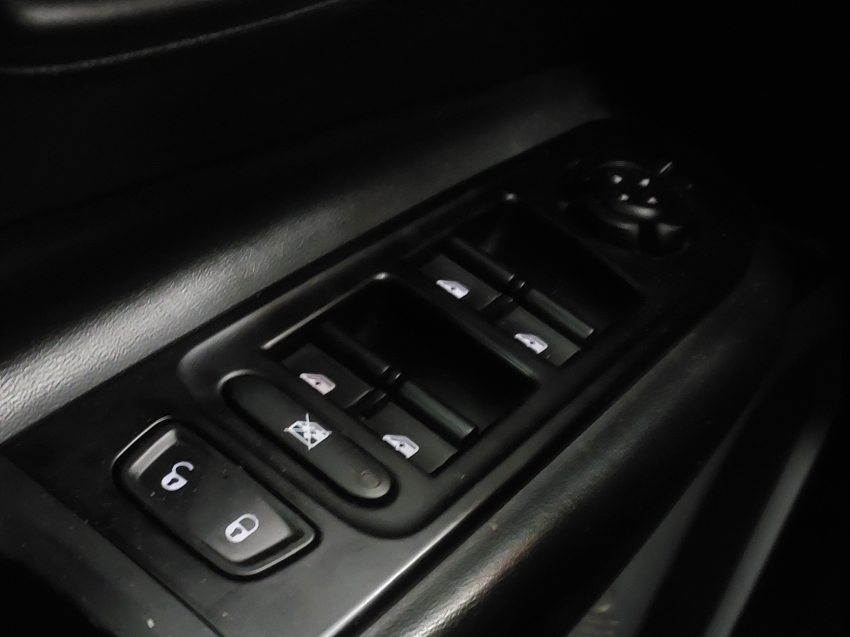 jeep renegade 1.8 16v flex longitude 4p automatico 202019