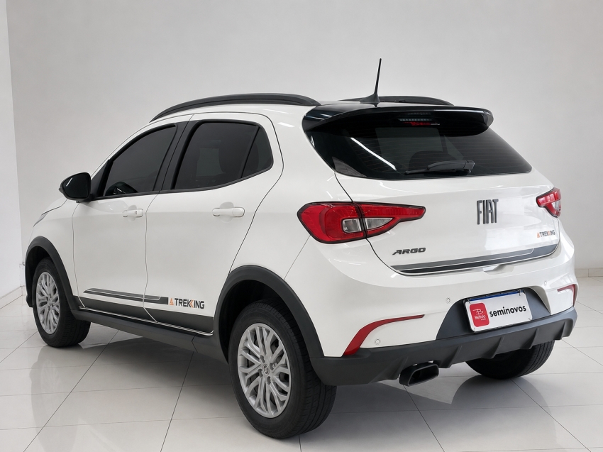 fiat argo 1.3 firefly flex trekking manual 4p 20203