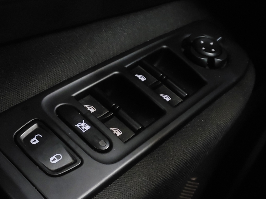 jeep renegade 1.8 16v flex sport 4p manual 201817