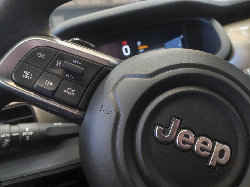 jeep avenger limited t200 hybrid mhev flex cvt 1.0 4p automatico 202720