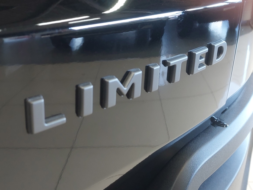 jeep avenger limited t200 hybrid mhev flex cvt 1.0 4p automatico 202725