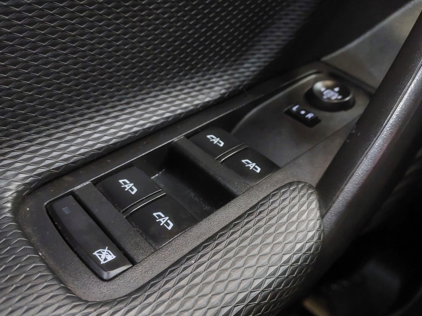 chevrolet tracker 1.0 turbo flex ltz automatico 4p 202315
