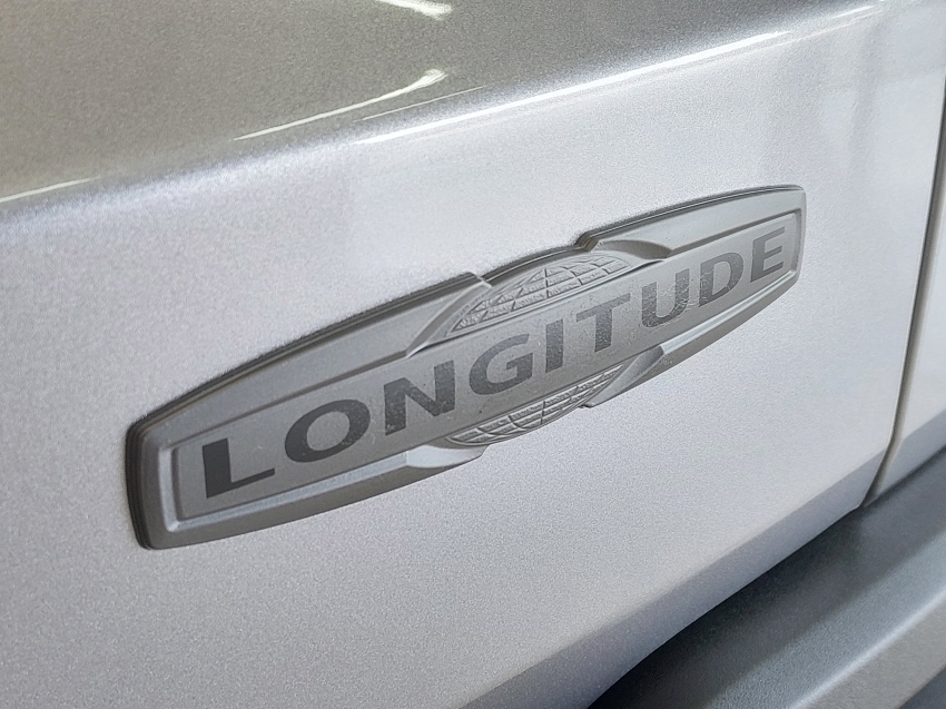 jeep avenger longitude t200 hybrid mhev flex cvt 1.0 hibrido 4p automatico 202722
