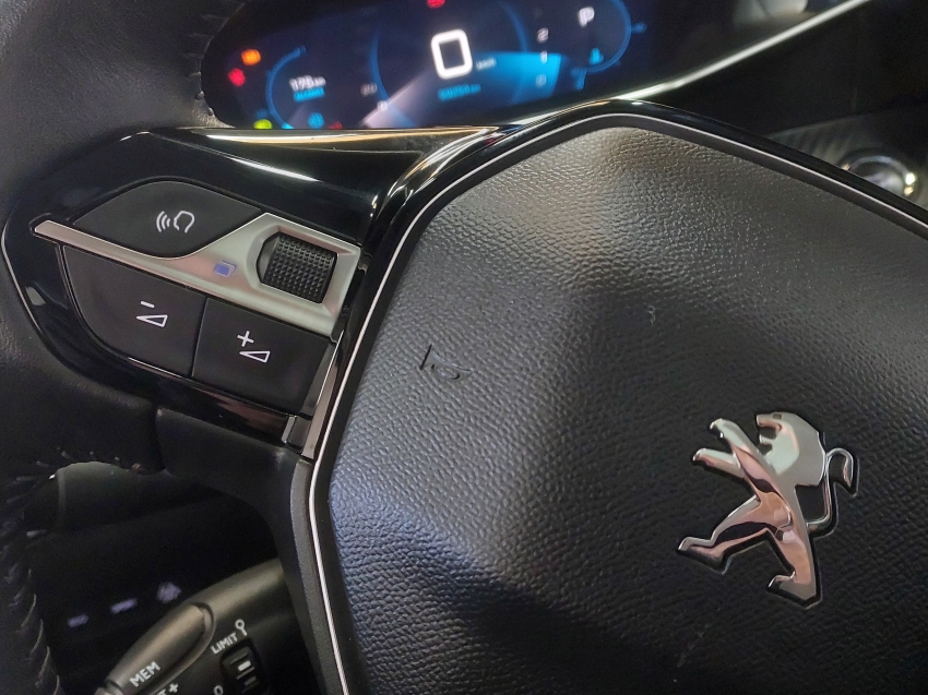 peugeot 208 1.6 16v flex griffe at6 4p automatico 202219