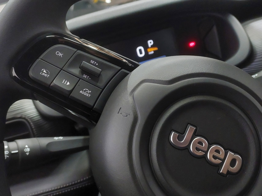 jeep avenger altitude t200 hybrid mhev flex cvt 1.0 hibrido 4p automatico 202716