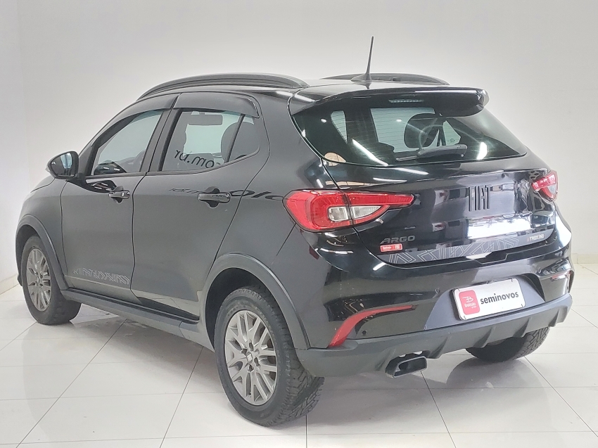 fiat argo 1.3 firefly flex trekking manual 4p 20213