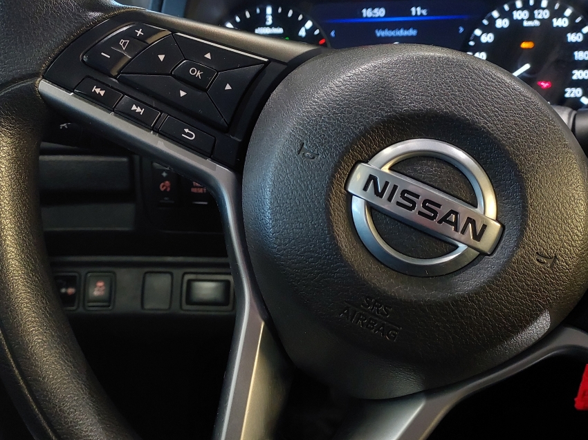 nissan frontier 2.3 16v turbo diesel se cd 4x4 automatico 4p 202315