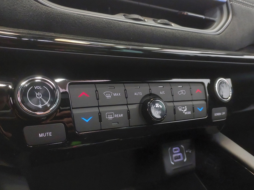 jeep commander 2.0 hurricane 4 turbo gasolina blackhawk at9 4p automatico 202713