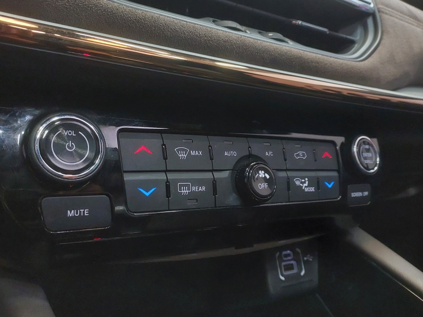 jeep commander 1.3 t270 turbo flex overland at6 4p automatico 202213