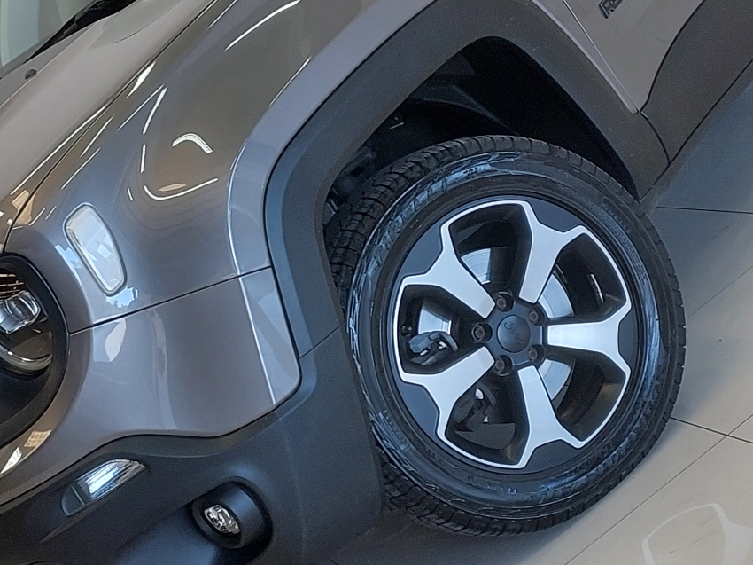 jeep renegade 2.0 16v turbo diesel trailhawk 4p 4x4 automatico 202120