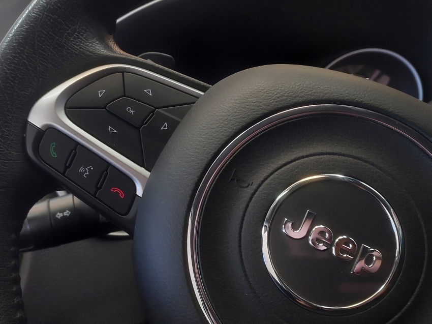 jeep compass 2.0 16v flex longitude automatico 4p 201815