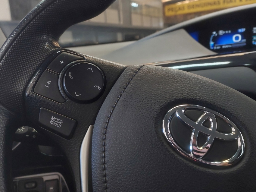toyota etios 1.5 x sedan 16v flex 4p automatico 202014