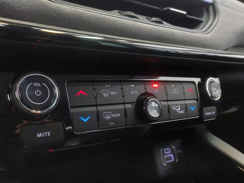 jeep commander 1.3 t270 turbo flex limited mhev at6 hibrido 4p automatico 202712