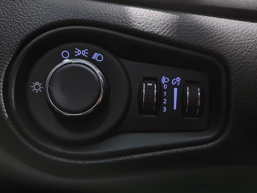 jeep renegade 1.3 t270 turbo flex longitude at6 4p automatico 202319