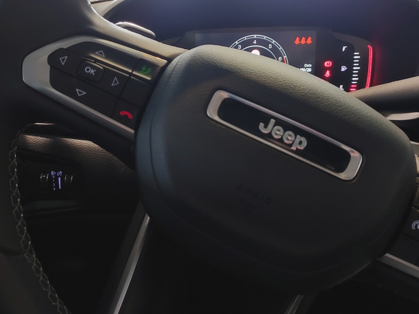 jeep renegade 1.3 t270 turbo flex longitude at6 4p automatico 202316
