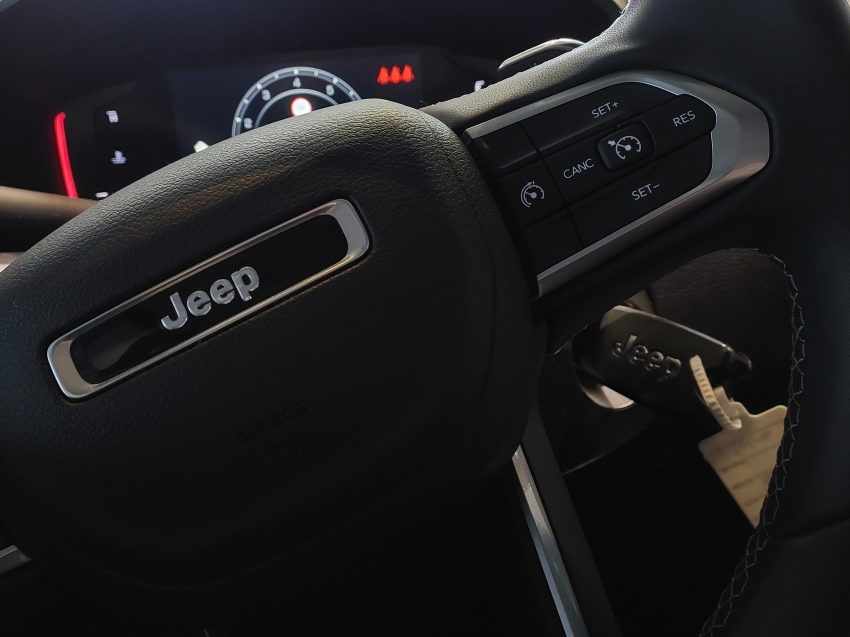 jeep renegade 1.3 t270 turbo flex longitude at6 4p automatico 202317