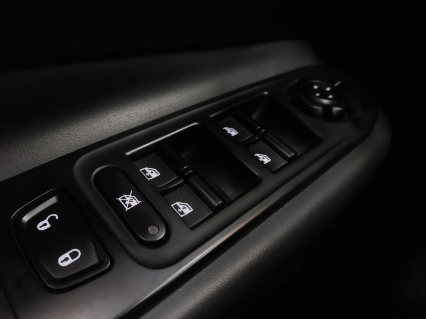 jeep renegade 1.3 t270 turbo flex sport at6 4p automatico 202317