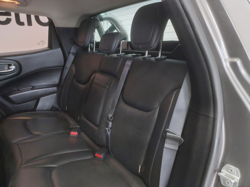 fiat toro 1.8 16v evo flex freedom at6 4p automatico 20199