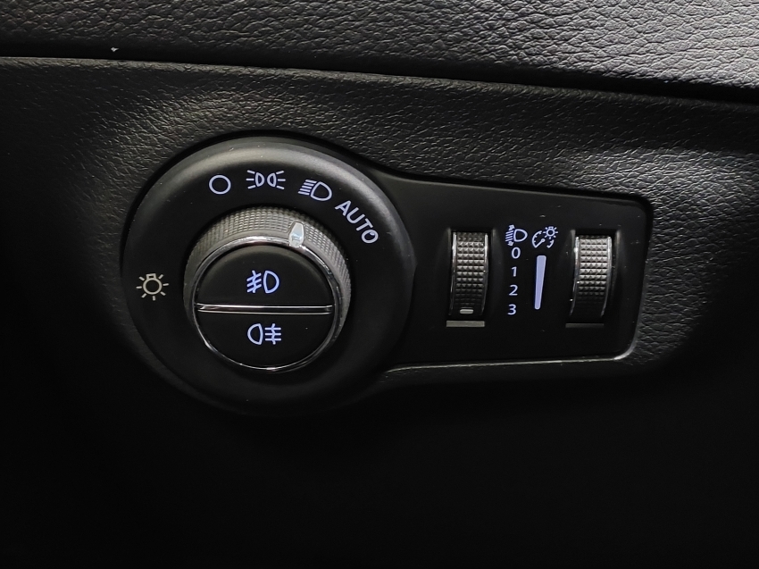 jeep compass 2.0 16v flex longitude automatico 4p 201818