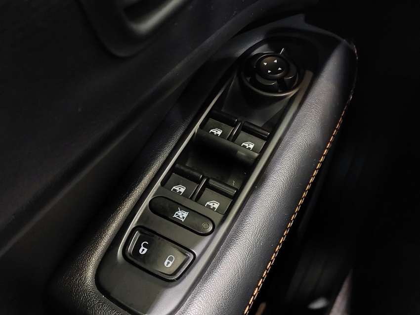jeep compass 2.0 16v flex longitude automatico 4p 201820