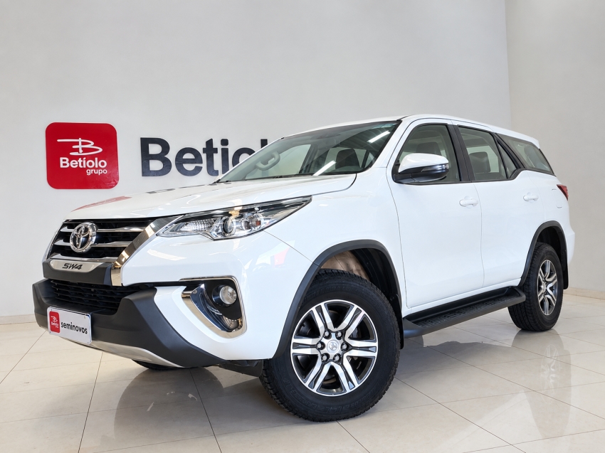 toyota hilux sw4 2.7 sr 4x2 16v flex 4p automatico 20190