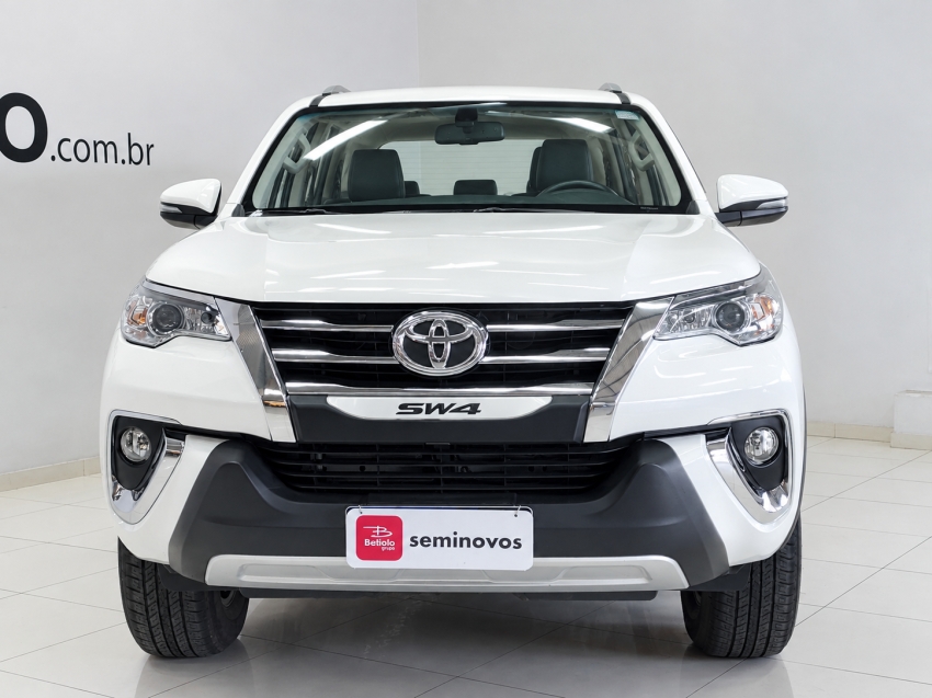 toyota hilux sw4 2.7 sr 4x2 16v flex 4p automatico 20191