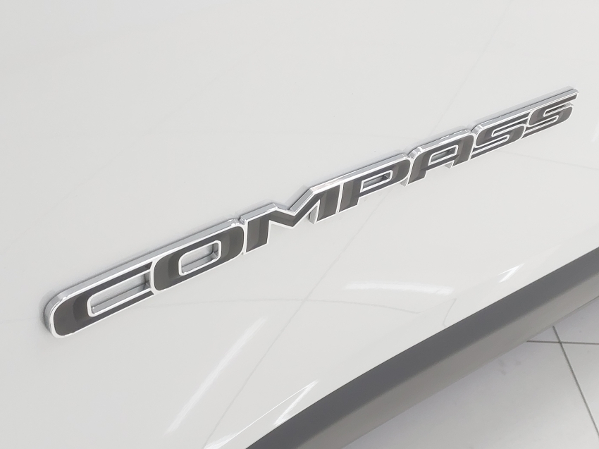 jeep compass 1.3 t270 turbo flex longitude at6 4p automatico 202622