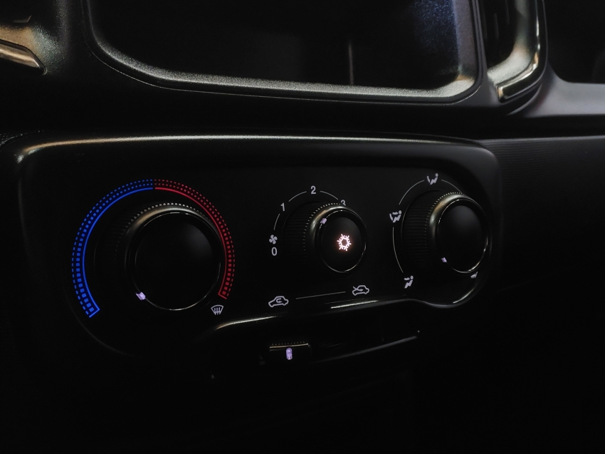 fiat fiorino 1.4 mpi furgao endurance 8v flex 2p manual 202510