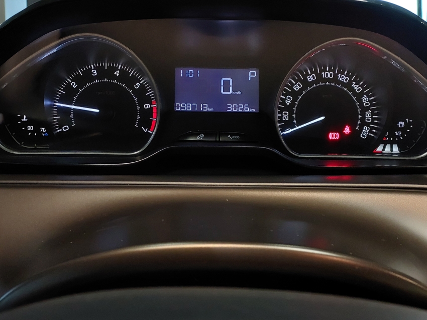 peugeot 2008 1.6 16v flex griffe 4p automatico 201714