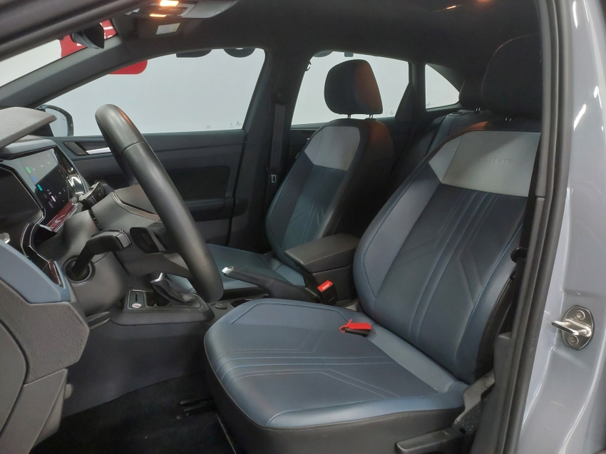 volkswagen nivus 1.0 200 tsi total flex highline automatico 4p 20257